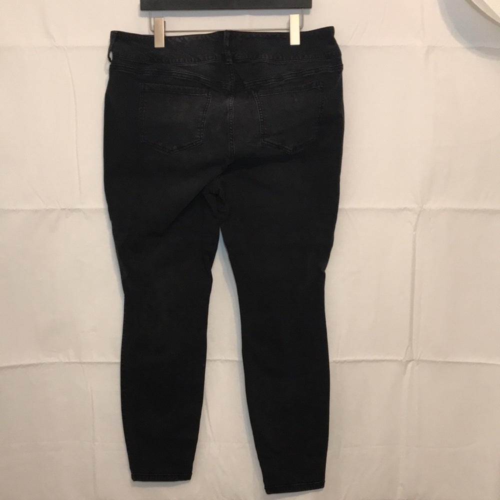 Torrid Brand Intentionally Distressed Premium Black Jegging Size 20R
